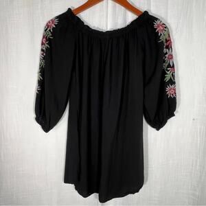 Feathers Floral Embroidered Tunic Top